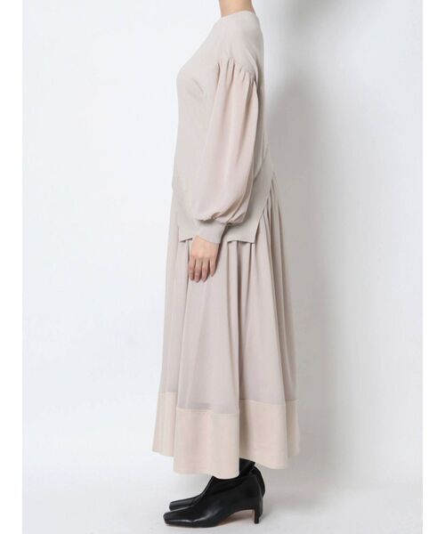 ELENDEEK（エレンディーク）の「シアーコンビニットワンピース（ワンピース・レディース・ブラック/ライトベージュ/ネイビー・01/02）」の19枚目の写真