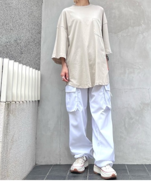 A4A(エーフォーエー)の「A4A/エーフォーエー/強撚糸ラウンドポケットショートスリーブTシャツ(Tシャツ/カットソー・レディース・カーキ/ブラック/ベージュ/ホワイト・M/L)」の8枚目の写真
