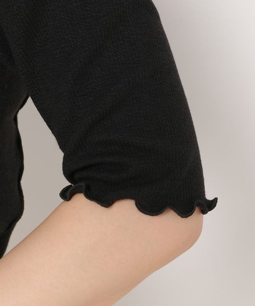 mysty woman(ミスティウーマン)の「ショルダーボタンメロープルオーバー 157099(Tシャツ/カットソー・レディース・オフホワイト/ブラック/グリーン・FREE)」の19枚目の写真