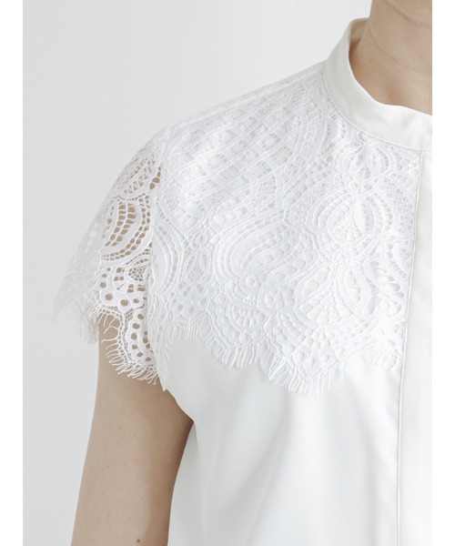 Te chichi(テチチ)の「ヨークレースジョーゼットブラウス(シャツ/ブラウス・レディース・ネイビー/グレー/オフホワイト・フリ-)」の9枚目の写真