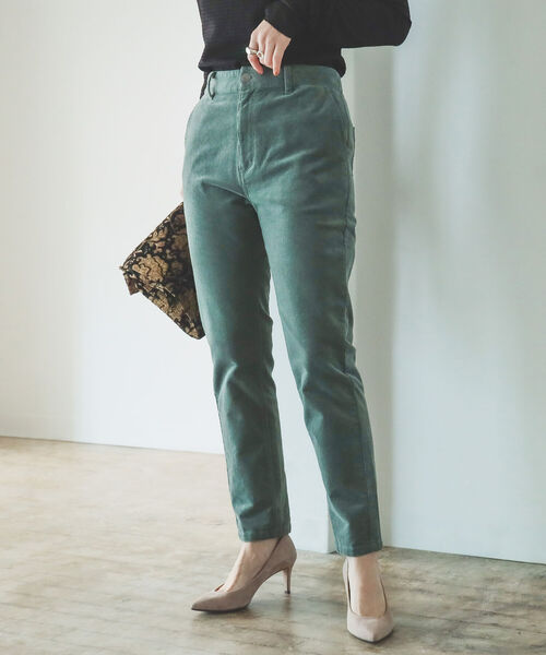 B:MING by BEAMS（ビーミングバイビームス）の「B:MING by BEAMS / ストレッチ コール テーパードパンツ（デニムパンツ・レディース・ダークグリーン/アイボリー/ブラック/ピンク・LARGE/SMALL/MEDIUM）」の4枚目の写真