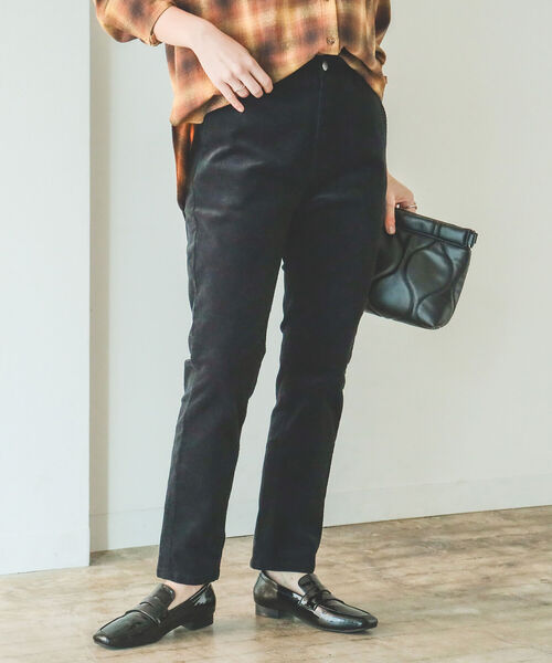 B:MING by BEAMS（ビーミングバイビームス）の「B:MING by BEAMS / ストレッチ コール テーパードパンツ（デニムパンツ・レディース・ダークグリーン/アイボリー/ブラック/ピンク・LARGE/SMALL/MEDIUM）」の10枚目の写真