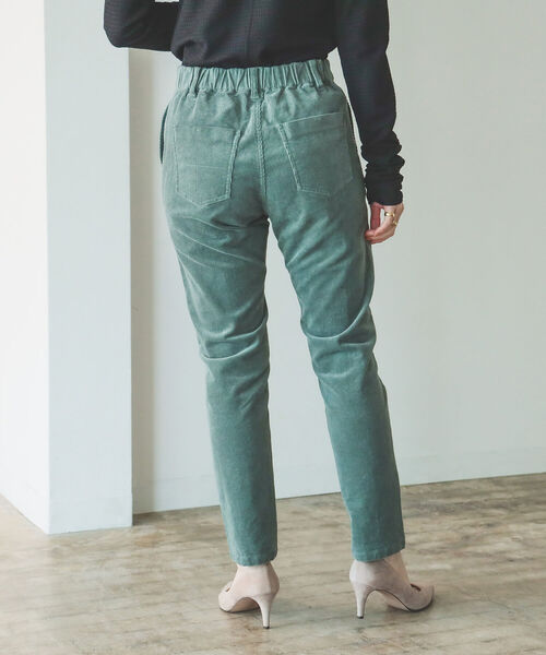 B:MING by BEAMS（ビーミングバイビームス）の「B:MING by BEAMS / ストレッチ コール テーパードパンツ（デニムパンツ・レディース・ダークグリーン/アイボリー/ブラック/ピンク・LARGE/SMALL/MEDIUM）」の6枚目の写真