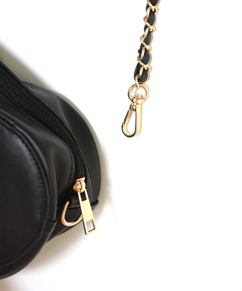 w closet（ダブルクローゼット）の「【2WAY】ハート型バッグ（ショルダーバッグ・レディース・ブラック/オフホワイト/ラベンダー・FREE）」の6枚目の写真