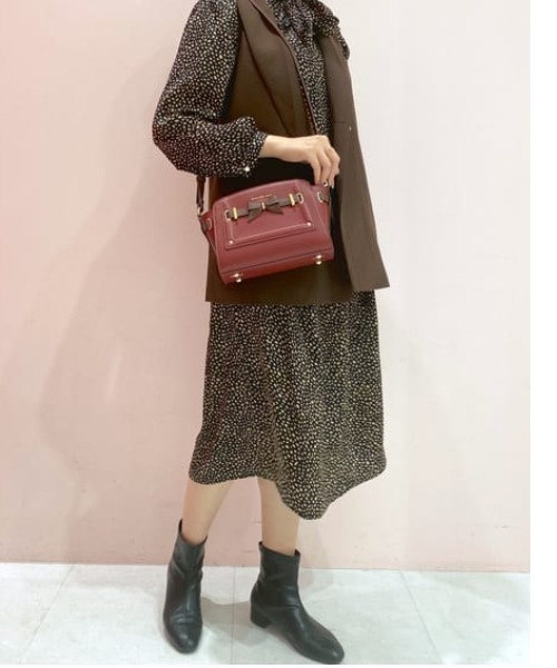 リボンモチーフショルダーバッグ