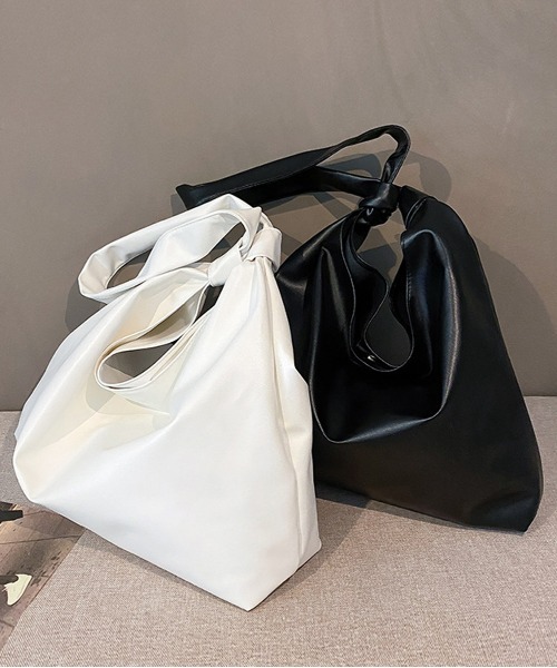 NEW GENTLEMAN(ニュージェントルマン)の「くったりショルダー ノエルバッグ(ショルダーバッグ・メンズ・ホワイト/ブラック/ベージュ/モカ・FREE)」の14枚目の写真