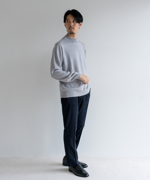 EDIFICE（エディフィス）の「ウール / シルク / カシミア MIX クリスタル モックネック ニット（ニット/セーター・メンズ・ベージュ/ブラック/ボルドー/ライトグレー/パープル・MEDIUM/LARGE/SMALL/X-LARGE）」の21枚目の写真