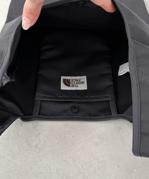 THE NORTH FACE(ザノースフェイス)の「THE NORTH FACE(ザ・ノースフェイス)/軽量 リンド ショッパー バッグ ミニ エコバッグ/LINDO SHOPPER BAG MINI(エコバッグ/サブバッグ・レディース・ブラック/アイボリー/バイオレット/ネイビー/キャメル/レッド/チャコールグレー・FREE)」の13枚目の写真