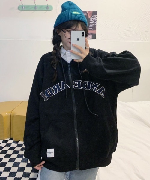 yuue' ( wear )(ユーイ)の「韓国風ビッグシルエット オーバーサイズ ジップアップ パーカー(パーカー・レディース・ブラック/グレー・M/L/XL)」の17枚目の写真