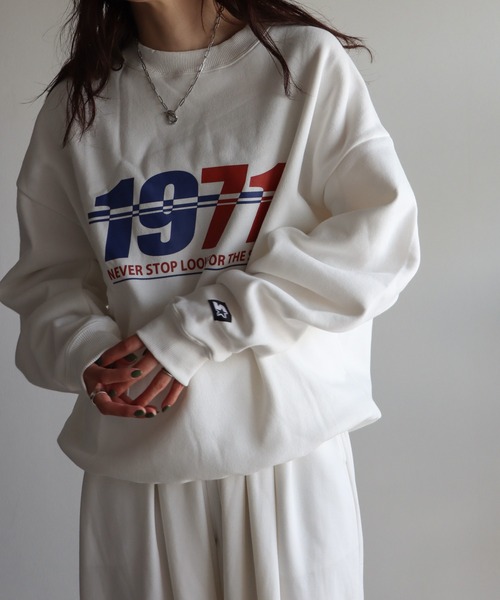 STARTER（スターター）の「STARTER/スターター　カラーグラフィック裏起毛スウェットトレーナー（スウェット・レディース・ホワイト/ブラック/グレー/グレー系その他/オートミール/ホワイト系その他/ブラック系その他/ホワイト系その他2/アイボリー系・M/L）」の11枚目の写真