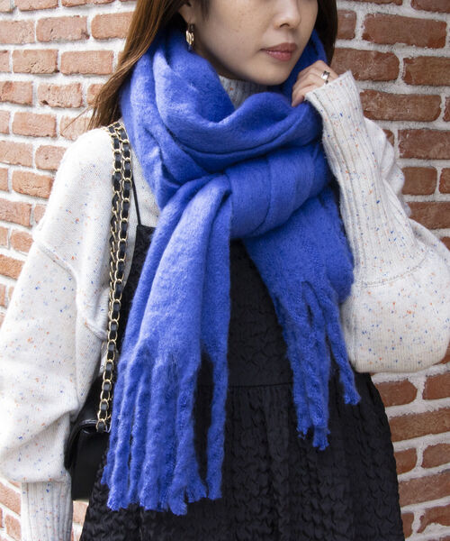 fredy emue（フレディエミュ）の「カラーブークレストール（ストール/ショール・レディース・グリーン/レッド/キナリ/グレイッシュベージュ/ベージュ/ブルー・FREE）」の16枚目の写真