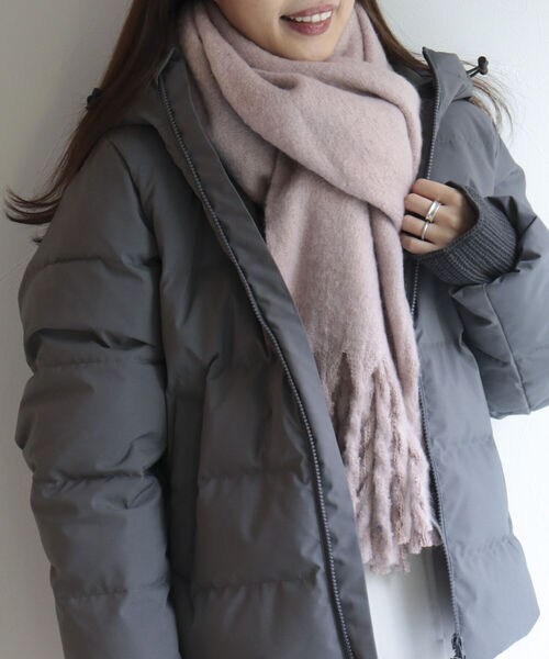 fredy emue（フレディエミュ）の「カラーブークレストール（ストール/ショール・レディース・グリーン/レッド/キナリ/グレイッシュベージュ/ベージュ/ブルー・FREE）」の21枚目の写真