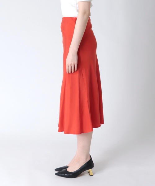 Three Four Time(スリーフォータイム)の「<接触冷感>キュプラマーメイドスカート(スカート・レディース・ブルー/ブラック/ベージュ/オレンジ・FREE)」の11枚目の写真