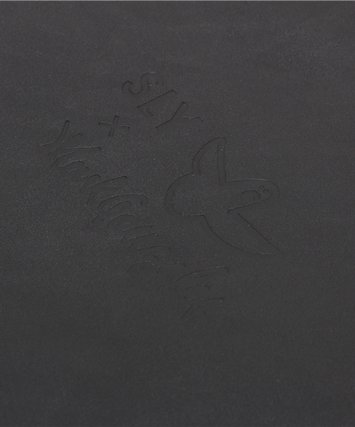 SLY(スライ)の「MARK GONZALES×SLY MINI CLUTCH(ショルダーバッグ・レディース・ブラック/ホワイト・FREE)」の9枚目の写真