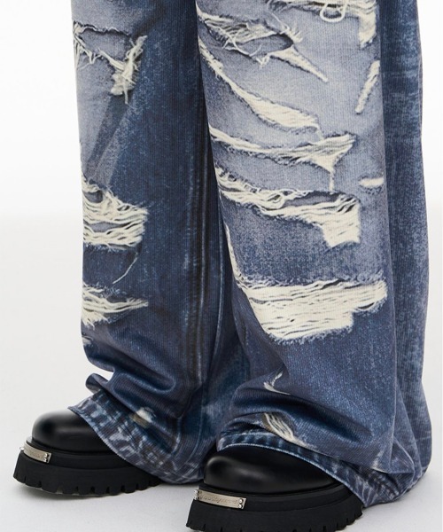 MODITEC(モディテック)の「【MODITEC/モディテック】M piercing printed jeans/ プリントデニム 転写プリント ワイドパンツ(その他パンツ・メンズ・ブルー・M/L)」の10枚目の写真