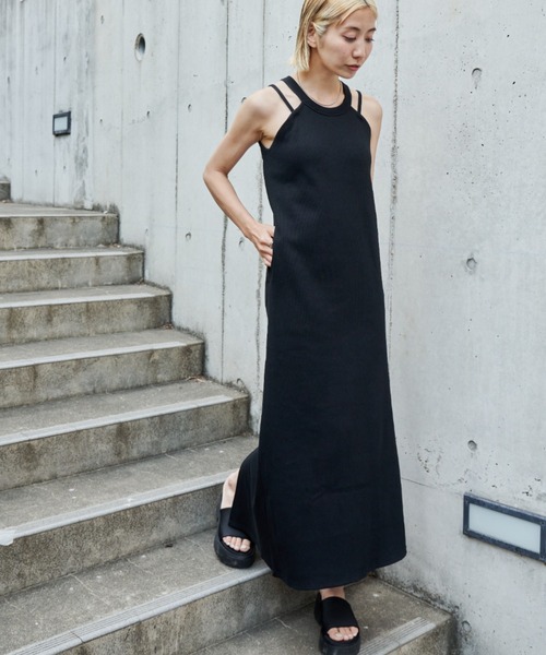 Auntie Rosa Holiday（アンティローザホリデー）の「カップ付きカットリブホルターワンピース（ワンピース・レディース・ブラック/ブラウン/オレンジ・SMALL/MEDIUM）」の9枚目の写真