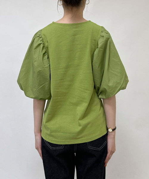 A de a.v.v（アードアー・ヴェ・ヴェ）の「異素材切替袖ボリュームPO（Tシャツ/カットソー・レディース・ブラック/グリーン/ホワイト・39）」の6枚目の写真