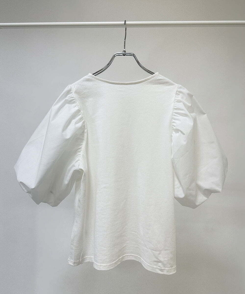 A de a.v.v（アードアー・ヴェ・ヴェ）の「異素材切替袖ボリュームPO（Tシャツ/カットソー・レディース・ブラック/グリーン/ホワイト・39）」の9枚目の写真