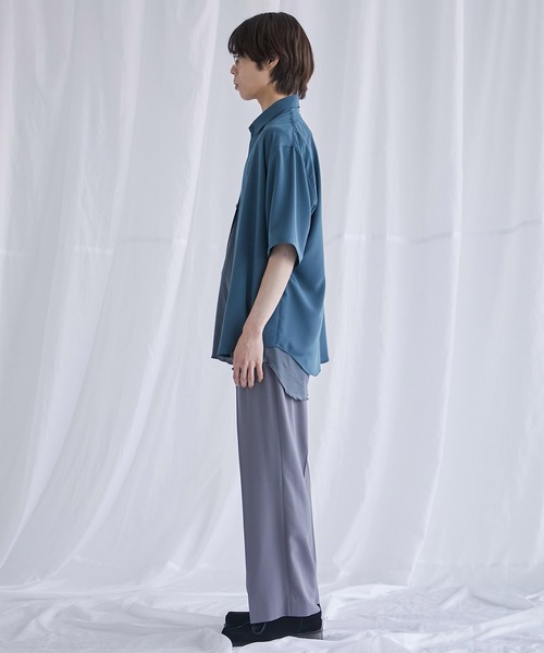 PUBLIC TOKYO（パブリックトウキョウ）の「サテンライクトロミシルキーRelaxシャツ S/S（シャツ/ブラウス・メンズ・ホワイト/ブラック/ダークグレー/グリーン・1/2）」の9枚目の写真