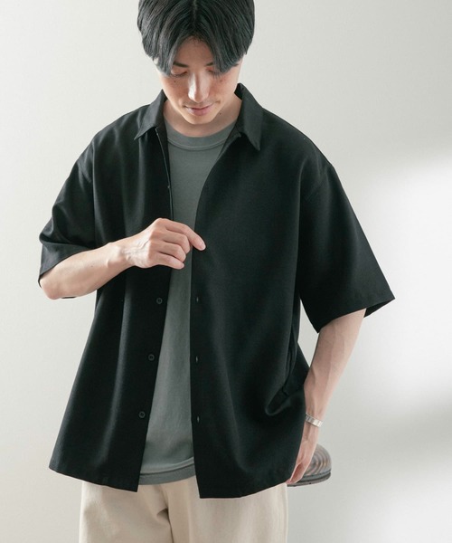 ITEMS URBANRESEARCH（アイテムズ アーバンリサーチ）の「リネンライク ショートスリーブ ネップシャツ（シャツ/ブラウス・メンズ・グリーン/ブルー/ブラック/アイボリー・LARGE/MEDIUM）」の3枚目の写真