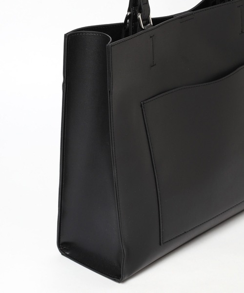 LEPSIM(レプシィム)の「フェイクレザー2WAY A4トートバッグ 960962(トートバッグ・レディース・アイボリー/ブラック・ONE SIZE)」の18枚目の写真