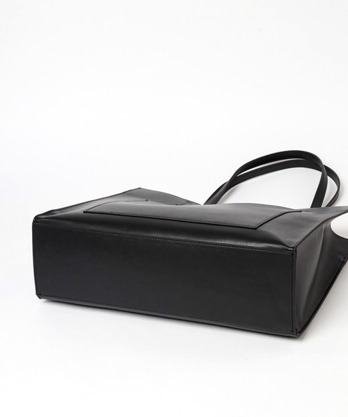 LEPSIM(レプシィム)の「フェイクレザー2WAY A4トートバッグ 960962(トートバッグ・レディース・アイボリー/ブラック・ONE SIZE)」の12枚目の写真