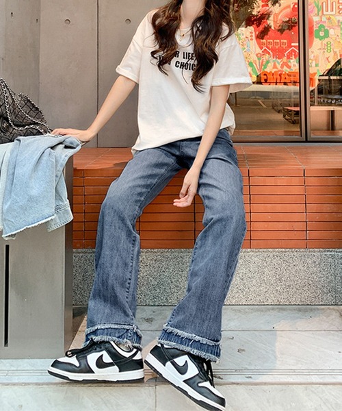 GLAMOROUS JANE(グラマラスジェーン)の「裾フリンジデニムストレートパンツ(デニムパンツ・レディース・ブルー・S/M/L)」の7枚目の写真