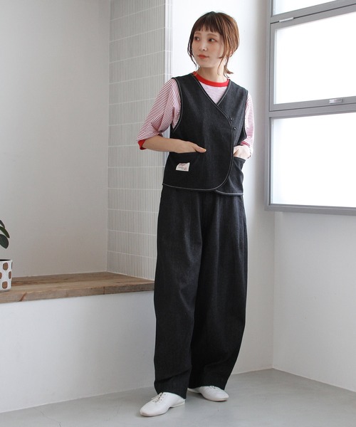 Crisp（クリスプ）の「デニム2wayショートベスト（ベスト・レディース・ブラック/ネイビー・FREE）」の14枚目の写真