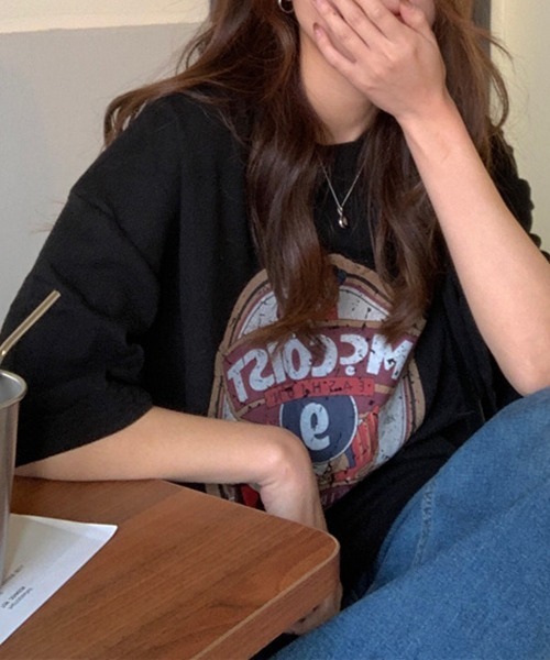 gossip!ロサンゼルス(ゴシップロサンゼルス)の「YUGA レトロプリント ルーズTシャツ(Tシャツ/カットソー・レディース・ホワイト/ブラック・FREE)」の4枚目の写真