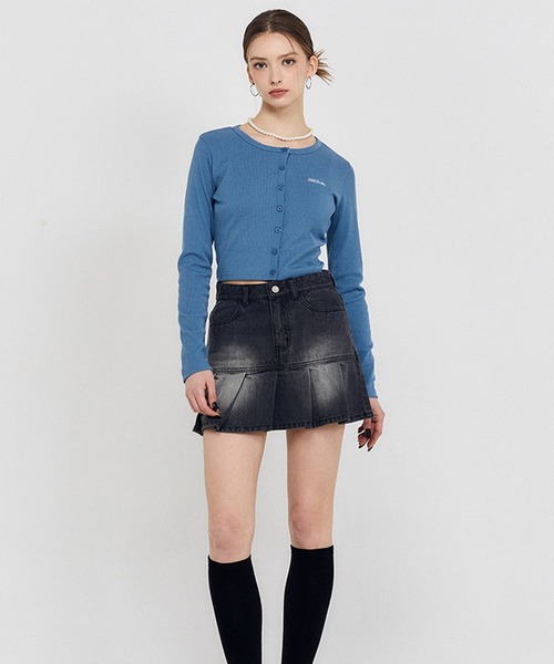 ODD STUDIO（オッドスタジオ）の「ODD STUDIO(オッドスタジオ)/Odd Signature Logo button crop cardigan/シグネチャーロゴボタンクロップカーディガン（カーディガン/ボレロ・レディース・アイボリー/ブルー/ブラック・S/M）」の17枚目の写真