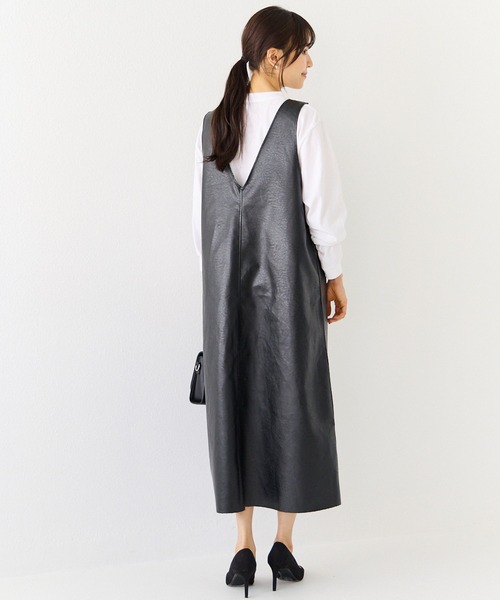 INCEDE（インシード）の「前後2WAYエコレザージャンパースカート（ジャンパースカート・レディース・ブラック/ブラウン・4L/L/LL/3L/M）」の9枚目の写真
