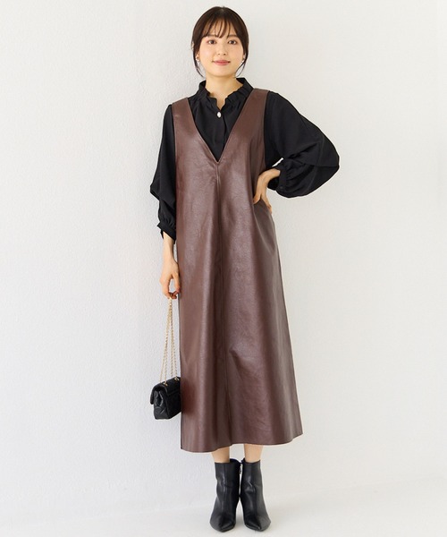 INCEDE（インシード）の「前後2WAYエコレザージャンパースカート（ジャンパースカート・レディース・ブラック/ブラウン・4L/L/LL/3L/M）」の11枚目の写真