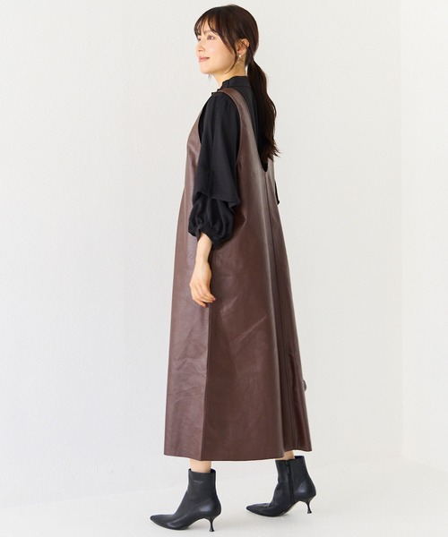 INCEDE（インシード）の「前後2WAYエコレザージャンパースカート（ジャンパースカート・レディース・ブラック/ブラウン・4L/L/LL/3L/M）」の15枚目の写真