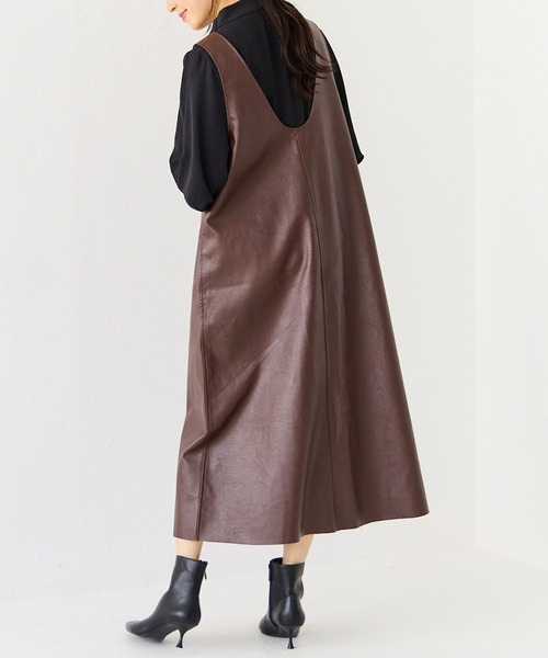 INCEDE（インシード）の「前後2WAYエコレザージャンパースカート（ジャンパースカート・レディース・ブラック/ブラウン・4L/L/LL/3L/M）」の16枚目の写真