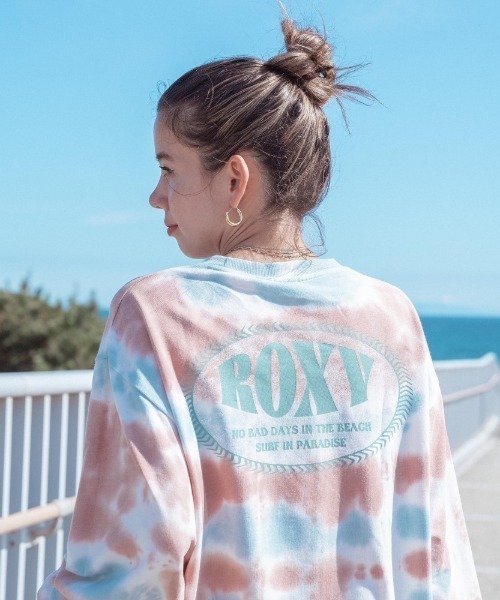 ROXY（ロキシー）の「BACK LOGO/ロキシーミニ裏毛オーバーサイズシルエットバッグプリントカットソー（Tシャツ/カットソー・レディース・ブラック/ブラウン/ホワイト/オレンジ・SMALL/LARGE/MEDIUM）」の3枚目の写真