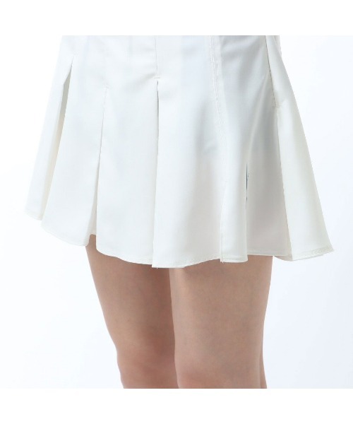 Reebok（リーボック）の「ユニティースカート / UNITY SKIRT（スカート・レディース・オフホワイト・LARGE/SMALL/MEDIUM）」の5枚目の写真