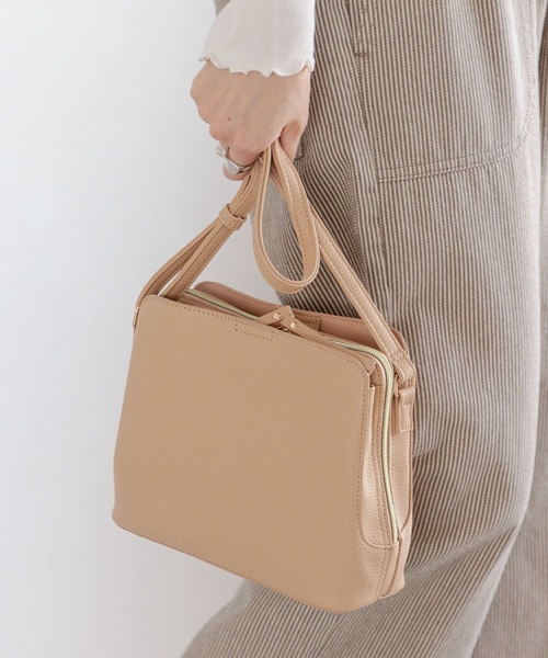 studio CLIP（スタディオクリップ）の「あおりポケットお出掛けショルダーバッグ（ショルダーバッグ・レディース・ブラック/ベージュ/グリーン・FREE）」の5枚目の写真