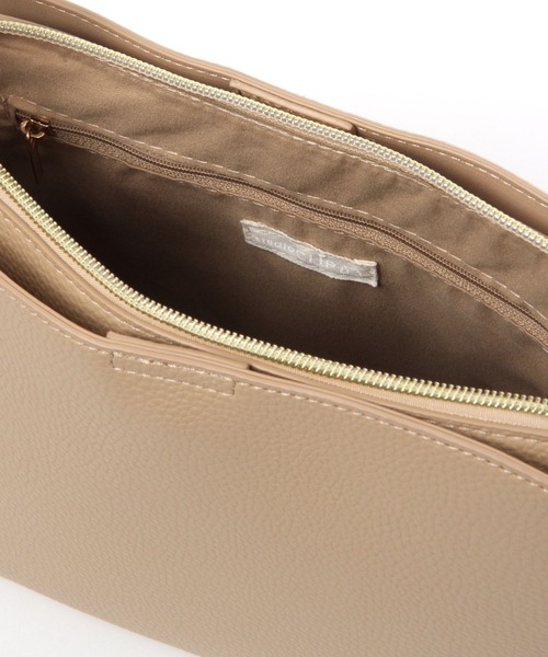 studio CLIP（スタディオクリップ）の「あおりポケットお出掛けショルダーバッグ（ショルダーバッグ・レディース・ブラック/ベージュ/グリーン・FREE）」の21枚目の写真