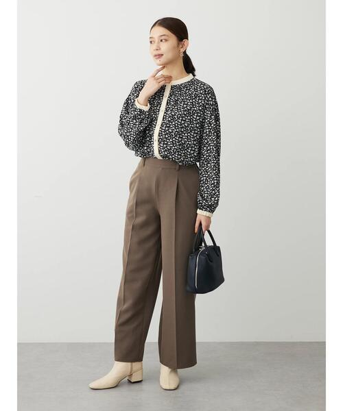 ELENCARE DUE（エレンカーレデュエ）の「・ELENCARE　DUEコバナパイピングブラウス（シャツ/ブラウス・レディース・カーキ/ブラック/オフホワイト/ブルー・FREE）」の18枚目の写真