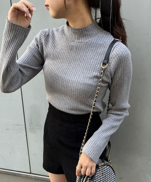 即購入可 ありさか 刺繍クルーネック Lサイズ 値下げ待ちのいいね不可 ワンポイント刺繍ハイネックトップス（ニット/セーター）｜one after