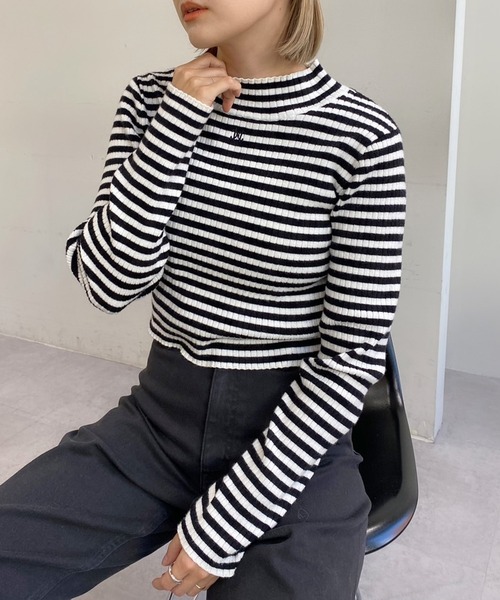 one after another NICE CLAUP（ワンアフターアナザーナイスクラップ）の「ワンポイント刺繍ハイネックトップス（ニット/セーター・レディース・ホワイト系その他/グレー/ブラック/オフホワイト・FREE）」の20枚目の写真