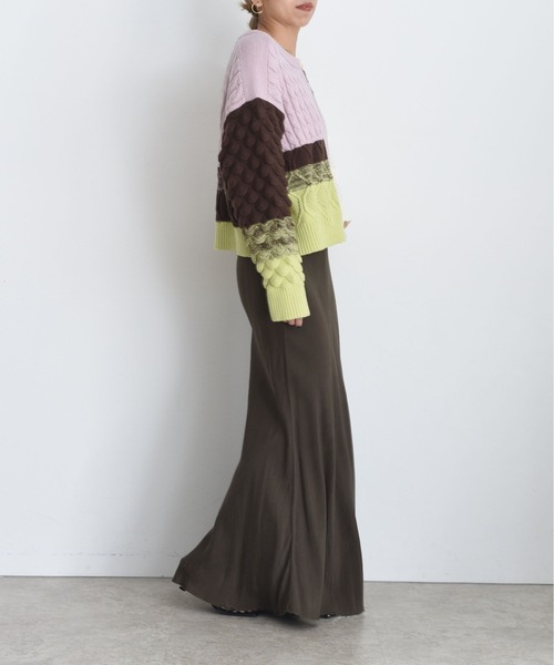 Eimee Law（エイミーロウ）の「MIXケーブルニットZIPカーデ（カーディガン/ボレロ・レディース・グリーン系/ベージュ/グレー系/ライトグレー/アイボリー/ブラック/チャコールグレー/ピンク/ネイビー・38/FREE）」の14枚目の写真