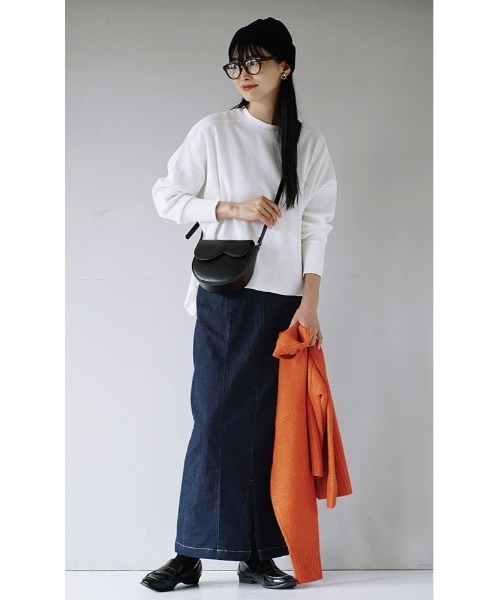 apartment department（アパートメントデパートメント）の「ミリタリーリブ ワイドシルエットカットソー（Tシャツ/カットソー・レディース・ブラック/ネイビー/オフホワイト・M）」の4枚目の写真