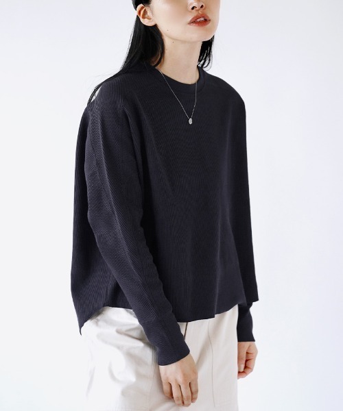 apartment department（アパートメントデパートメント）の「ミリタリーリブ ワイドシルエットカットソー（Tシャツ/カットソー・レディース・ブラック/ネイビー/オフホワイト・M）」の15枚目の写真