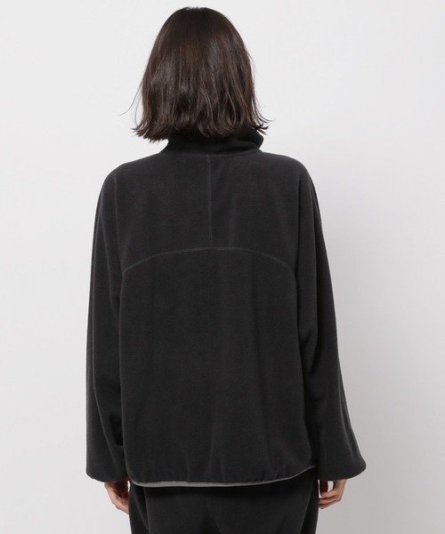 niko and（ニコアンド）の「ソフトフリーススナップハイネックプル