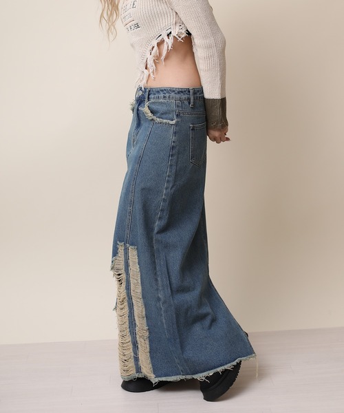 HOOK（フック）の「【HOOK】for girls 刺繍入りスクエアネックショット丈ニットソー　裾フリンジ（ニット/セーター・レディース・グレー/ライトベージュ・S/M）」の6枚目の写真