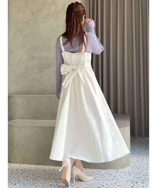 RESEXXY（リゼクシー）の「プリーツフレアデニムジャンスカ（ジャンパースカート・レディース・インディゴブルー/ホワイト/ブラック・FREE）」の6枚目の写真