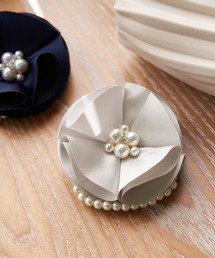 ROPE' PICNIC | サテンフラワーパールコサージュ(ブローチ/コサージュ)