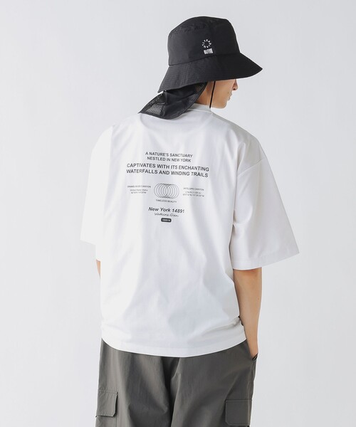 BEAMS HEART(ビームスハート)の「【ユニセックス】テック ショートスリーブ ビッグ Tシャツ(吸水速乾・ストレッチ・水陸両用)(Tシャツ/カットソー・メンズ・ブルー/ホワイト・LARGE/MEDIUM/SMALL)」の2枚目の写真