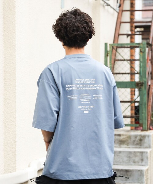 BEAMS HEART(ビームスハート)の「【ユニセックス】テック ショートスリーブ ビッグ Tシャツ(吸水速乾・ストレッチ・水陸両用)(Tシャツ/カットソー・メンズ・ブルー/ホワイト・LARGE/MEDIUM/SMALL)」の5枚目の写真